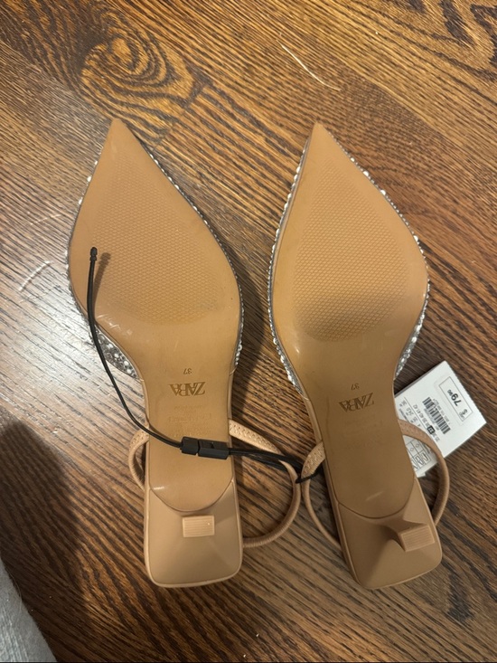 Zara Silver Pearl-Embellished Pointed-Toe Slingbacks - Picture 2 of 2